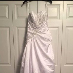 BRAND NEW Wedding Dress